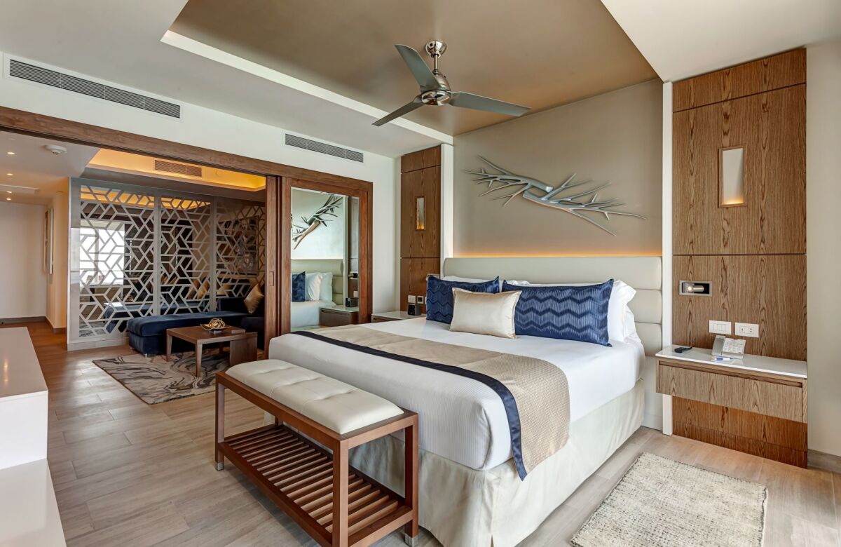 Royalton Chic Suites Cancun Resort & Spa