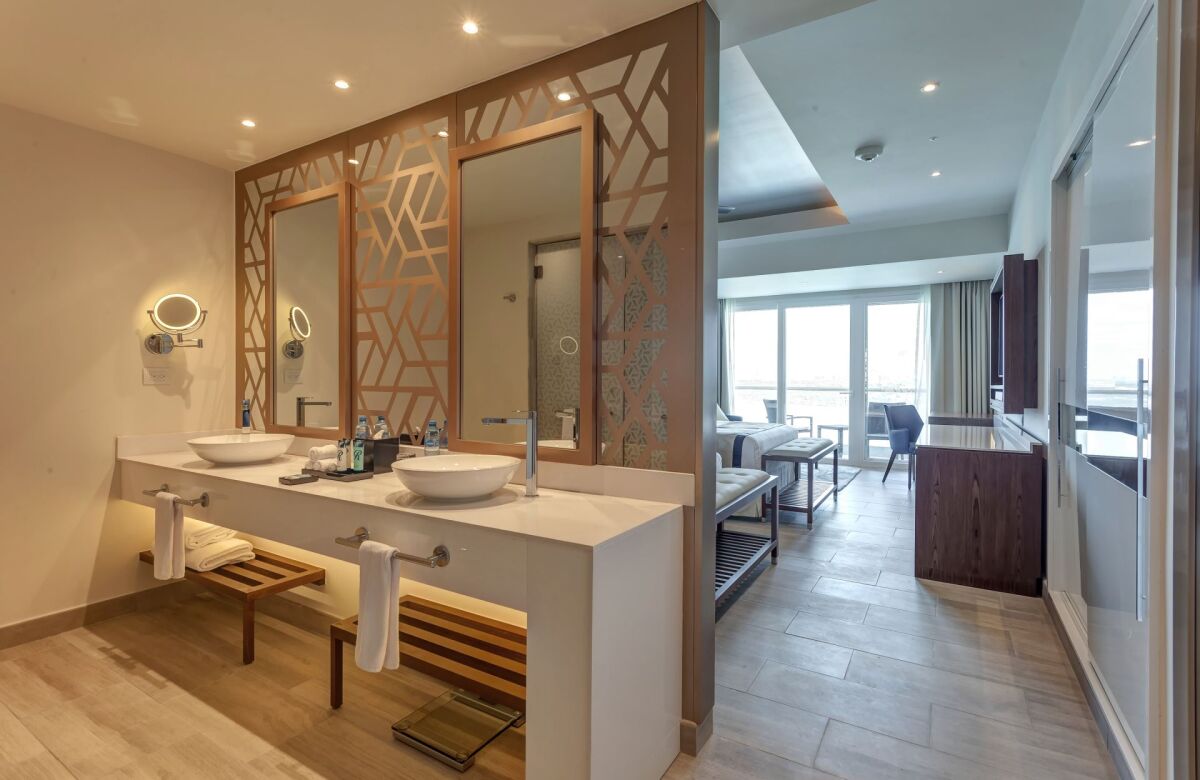 Royalton Chic Suites Cancun Resort & Spa