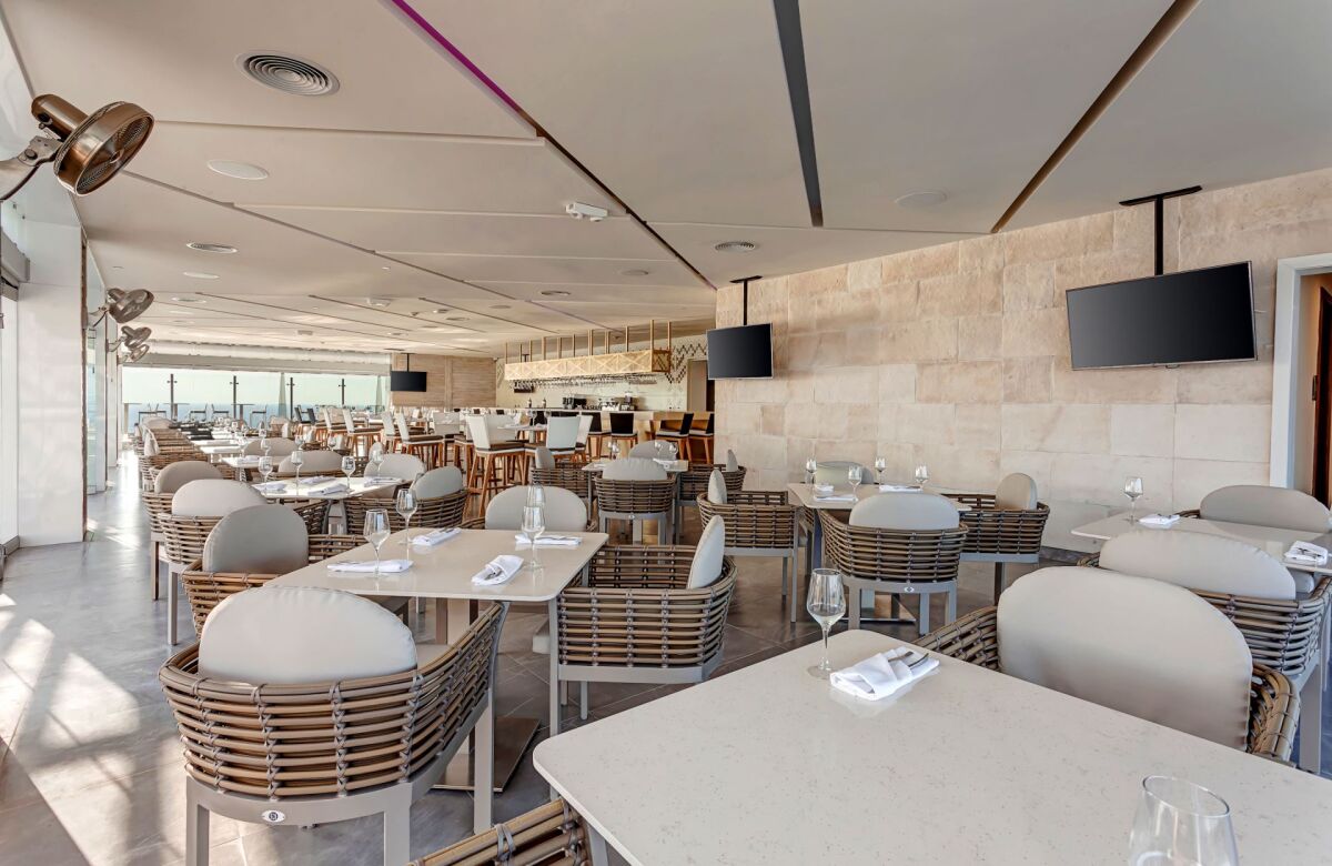 Royalton Chic Suites Cancun Resort & Spa