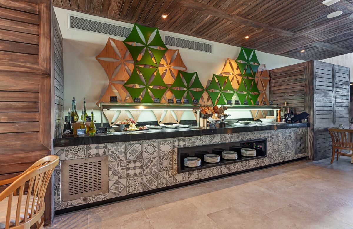 Royalton Chic Suites Cancun Resort & Spa