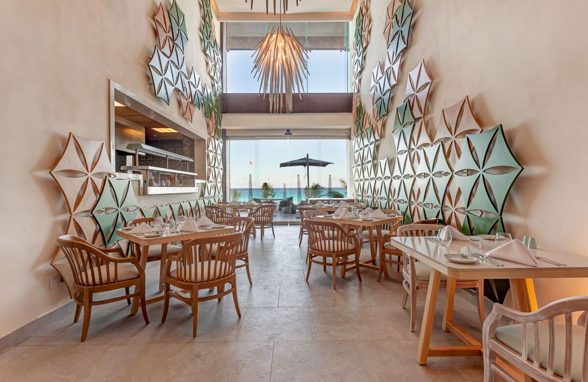Royalton Chic Suites Cancun Resort & Spa