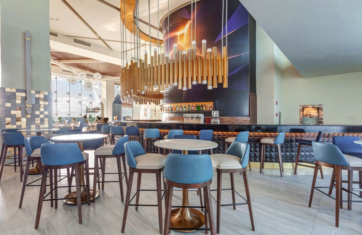 Royalton Chic Suites Cancun Resort & Spa