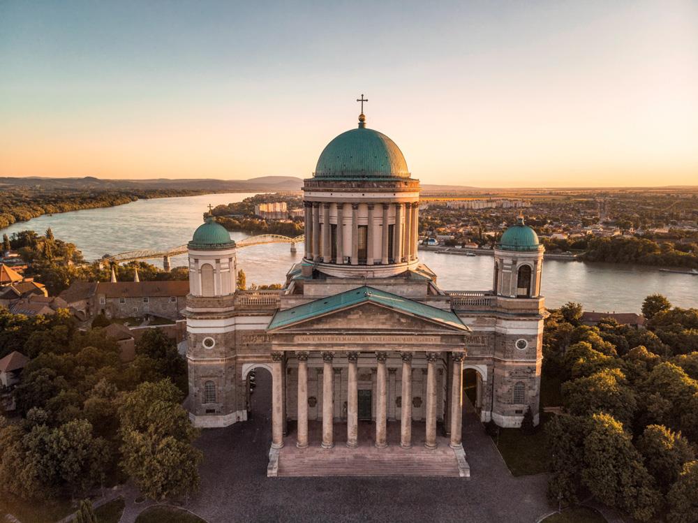 Budapešť, Ostřihom a zámek Gödöllö