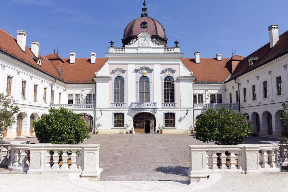 Budapešť, Ostřihom a zámek Gödöllö