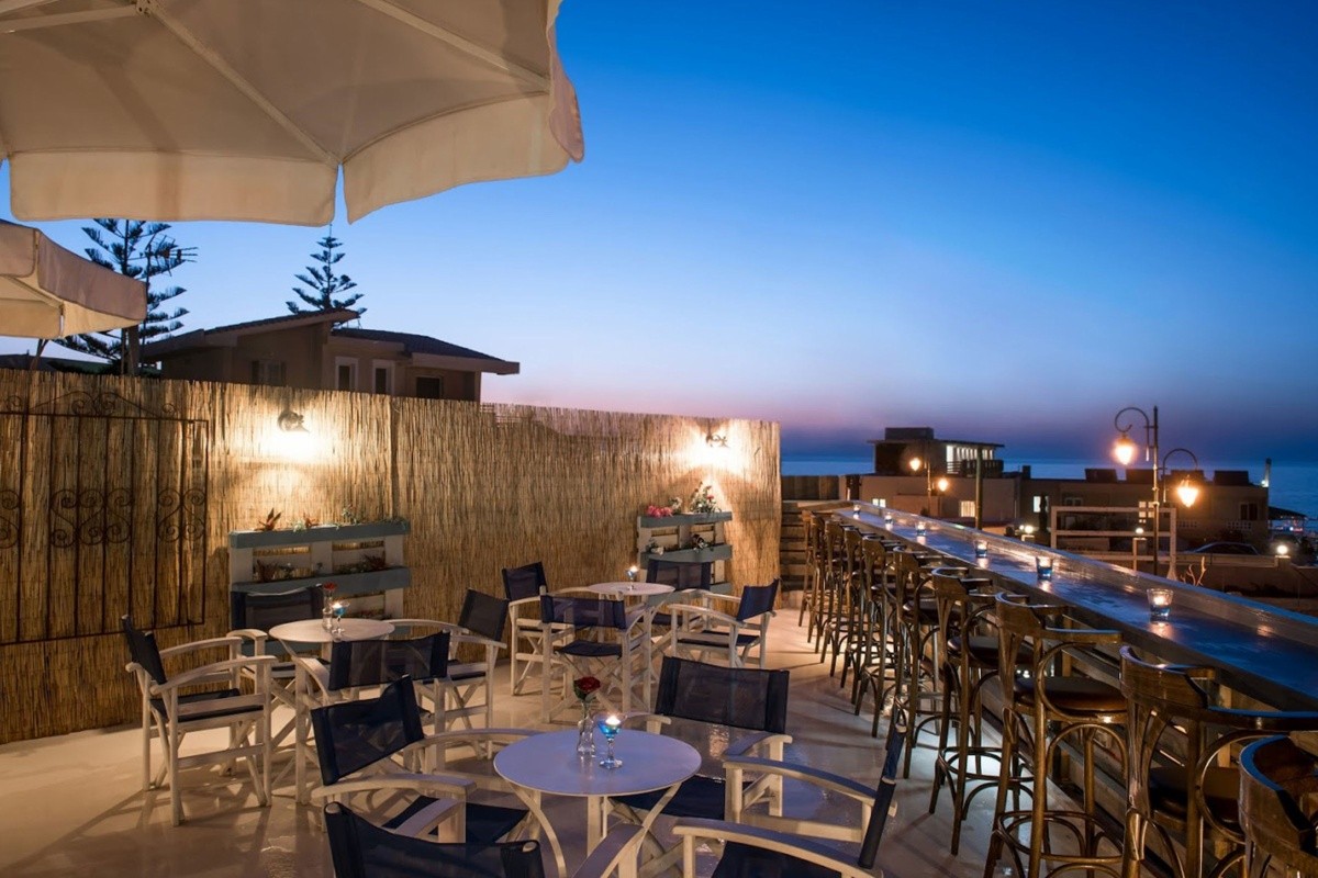 Kastro Beach Apartments