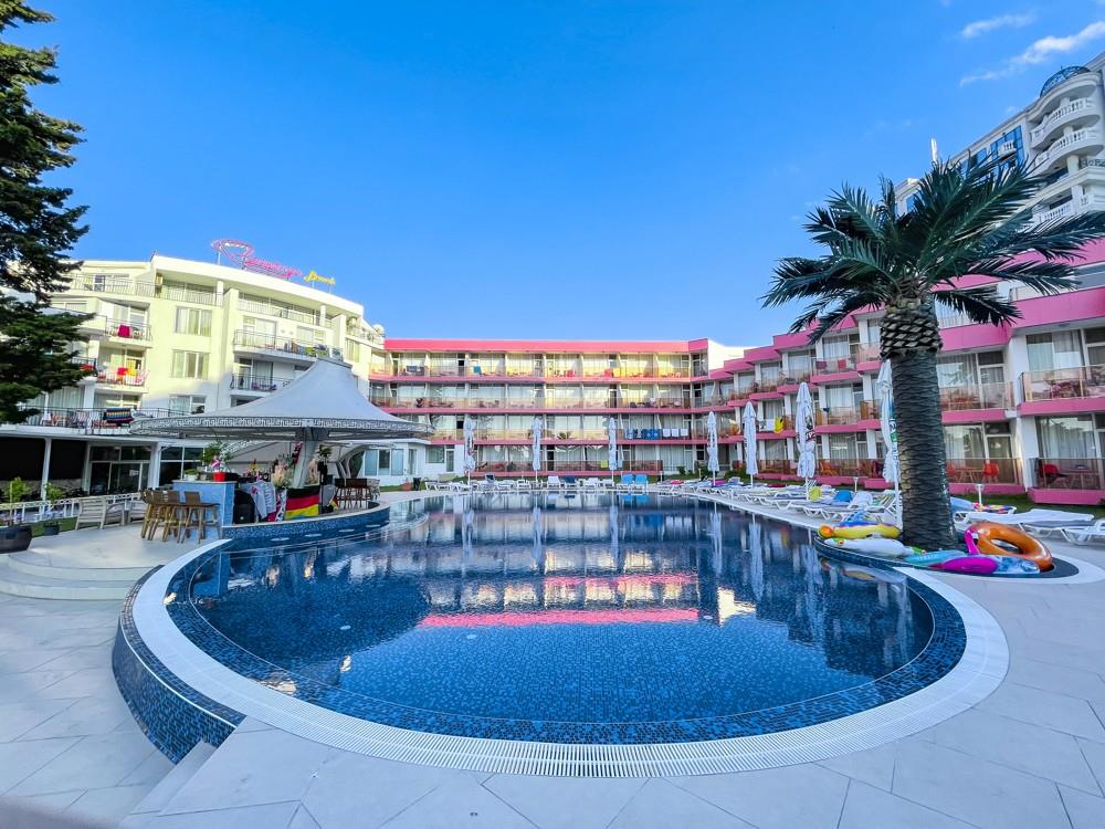 Hotel Flamingo Beach