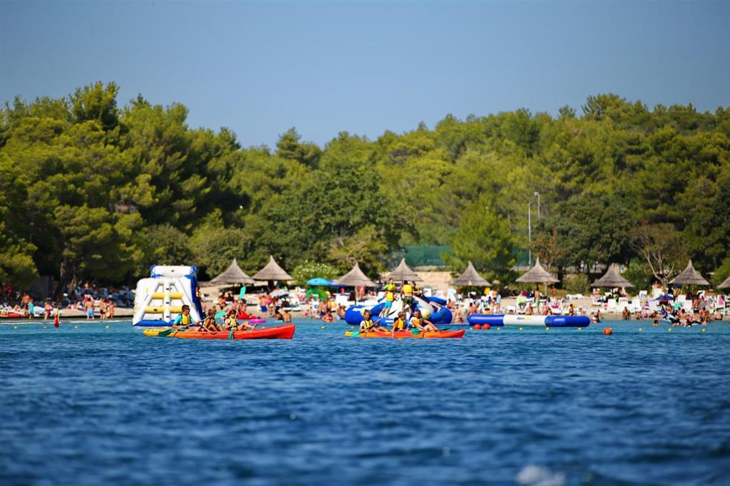 Resort Pine Beach Pakoštane