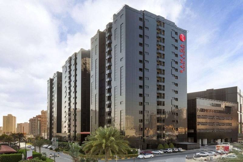 Ramada Hotel & Suites By Wyndham Ajman (Ex Landmark Suites)