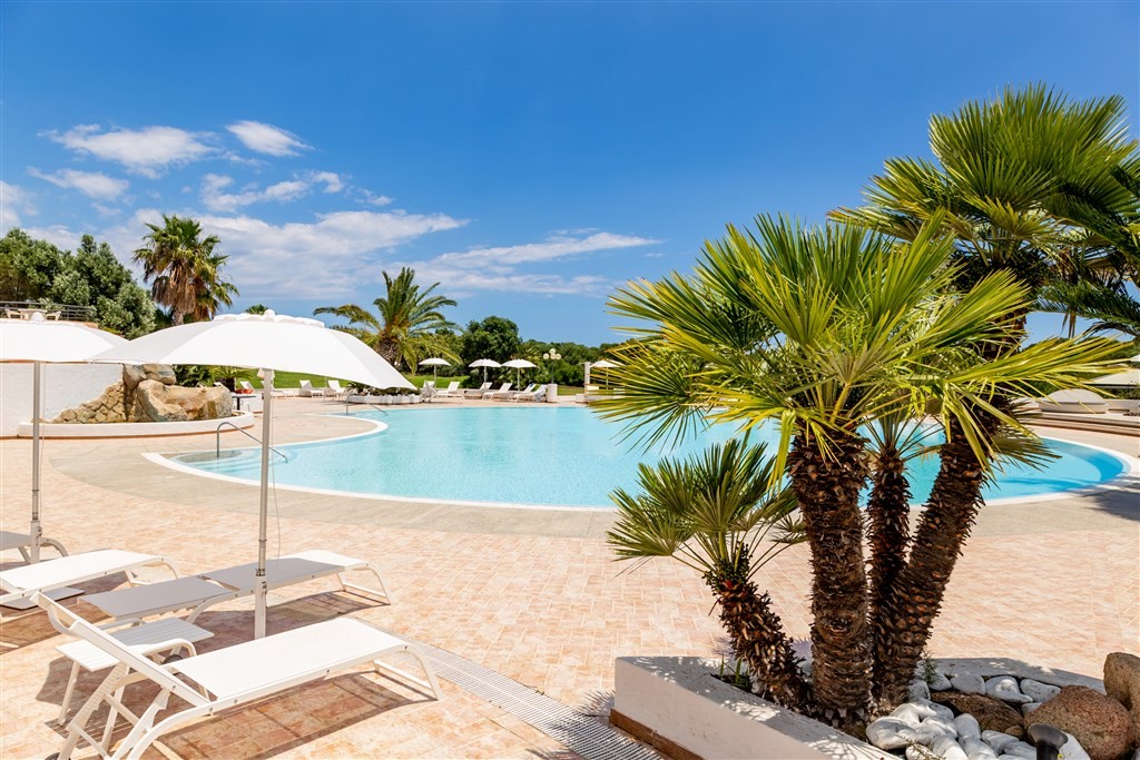 Sant'elmo Beach