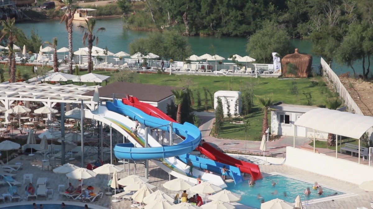 Lake & River Side Hotel & Spa