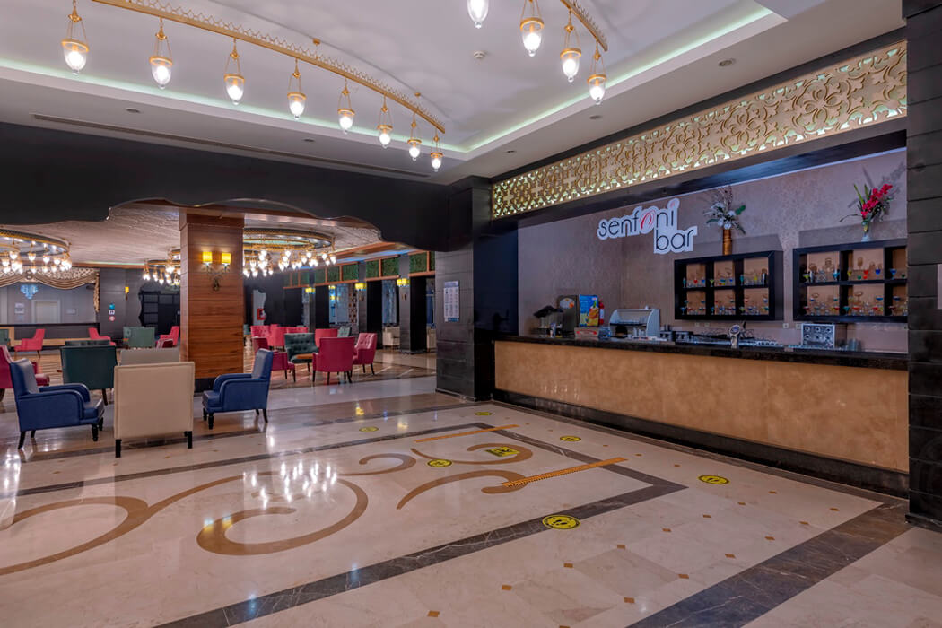 Lake & River Side Hotel & Spa