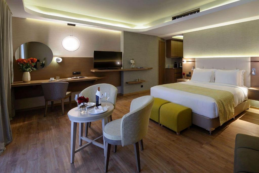 Wyndham Athens Residence