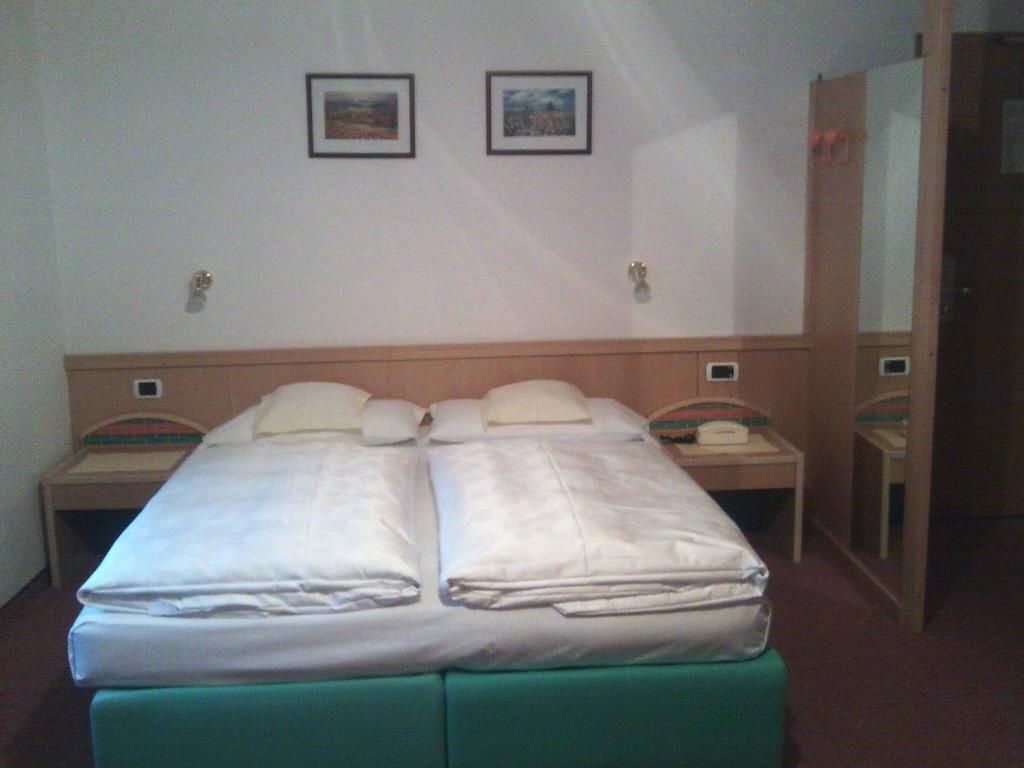 Hotel Rodes