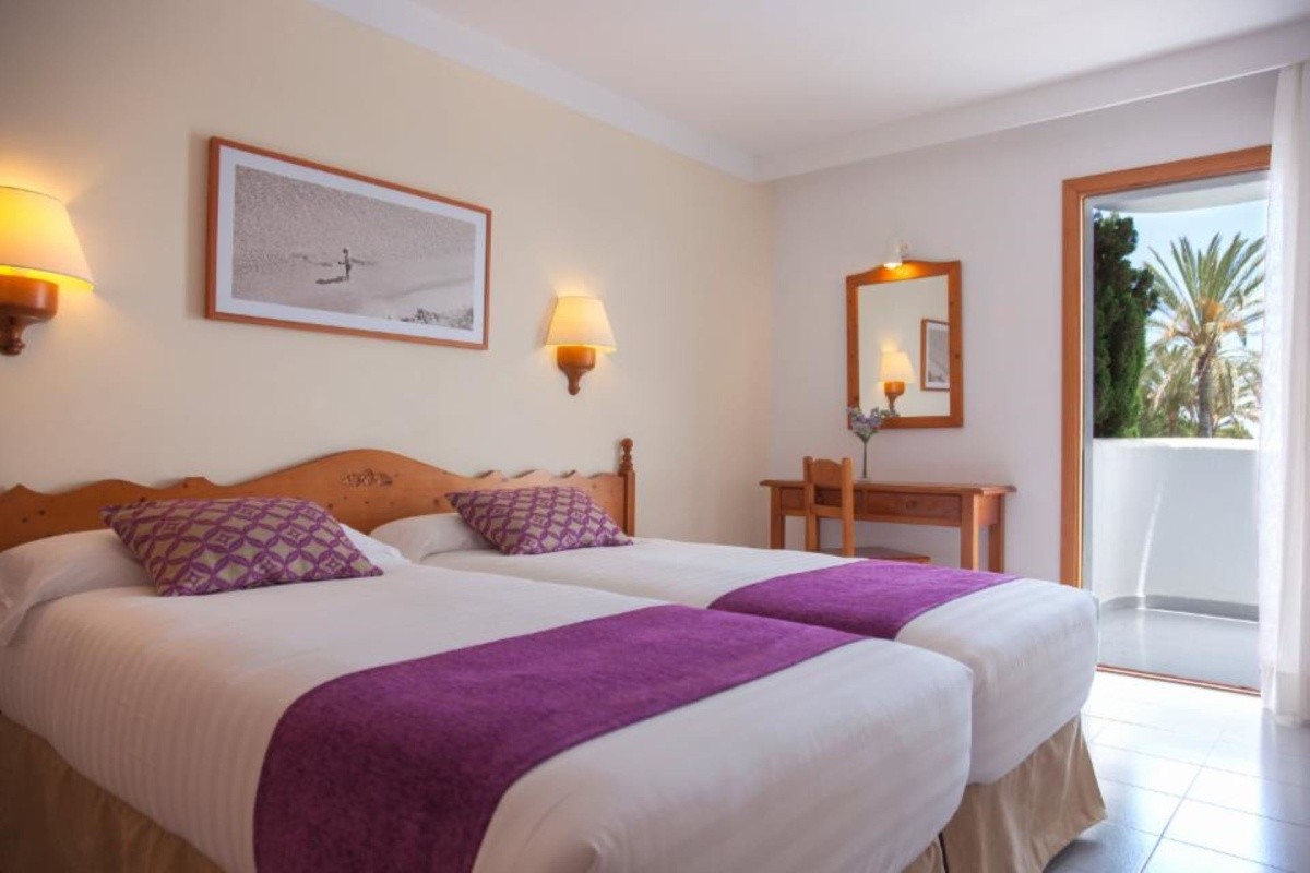 Inturotel Cala Azul Garden