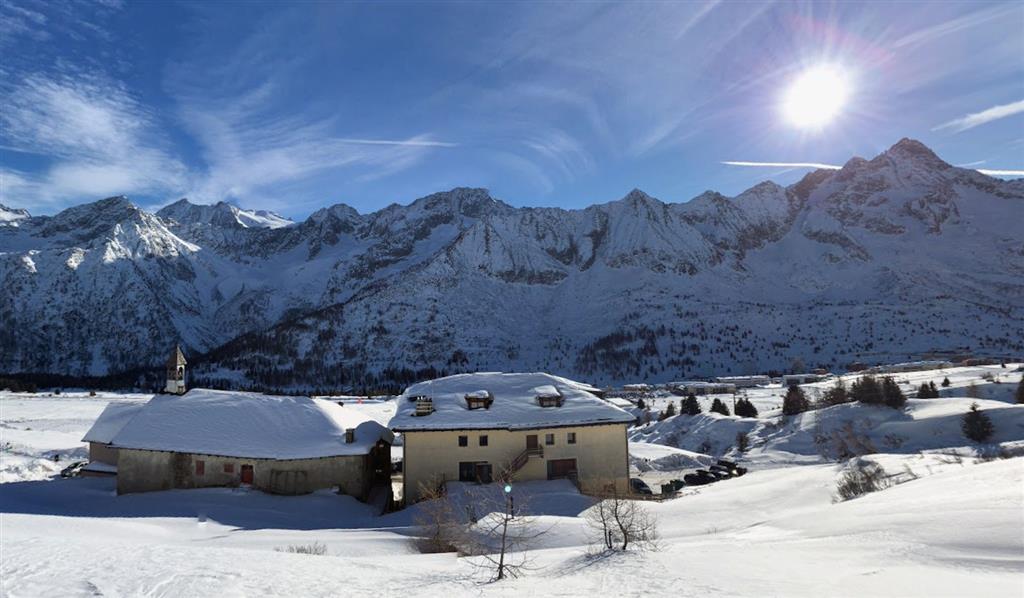 5denní zájezd s dopravou, polopenzí a skipasem v ceně – hotel La Mirandola