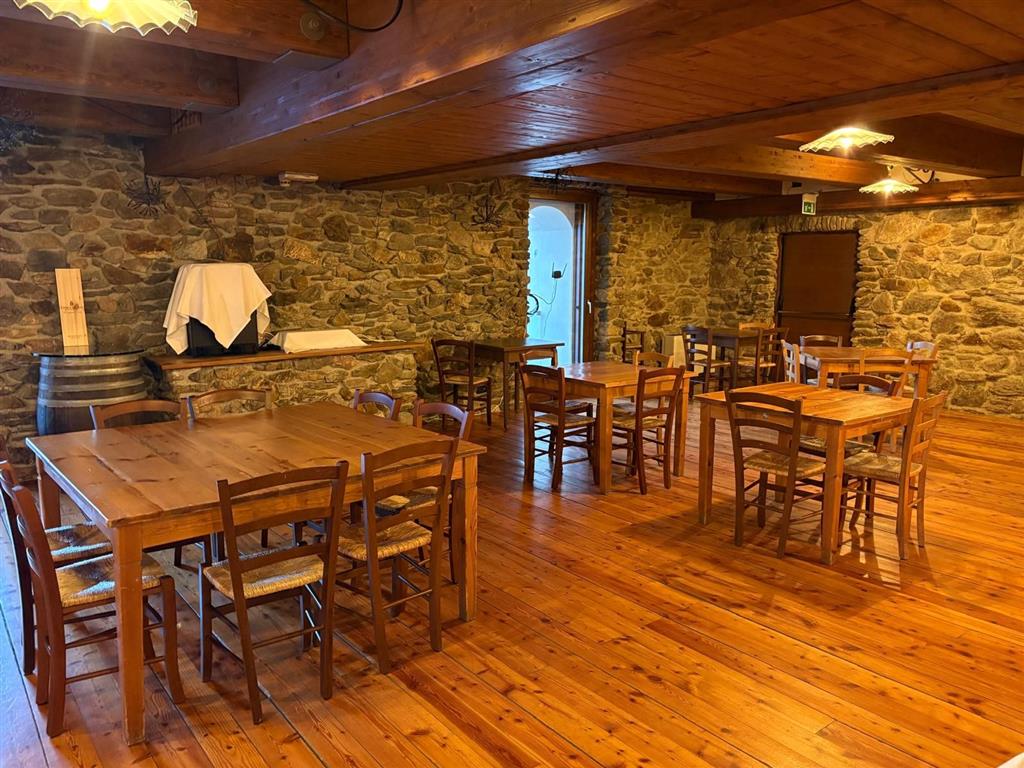 5denní zájezd s dopravou, polopenzí a skipasem v ceně – hotel La Mirandola