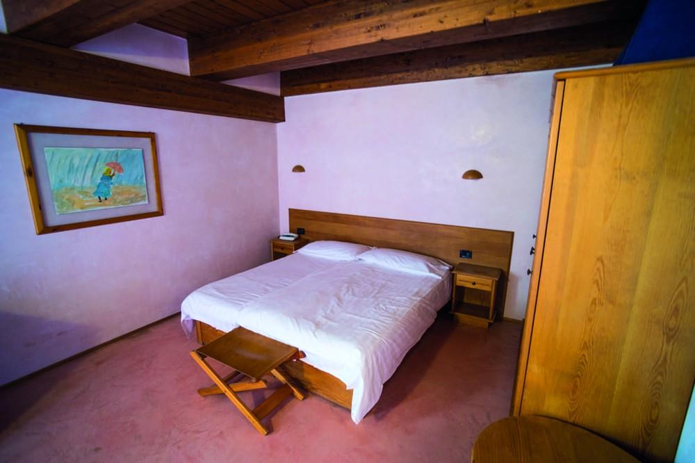 6denní zájezd (denní přejezd) s dopravou, polopenzí a skipasem ceně – hotel La Mirandola
