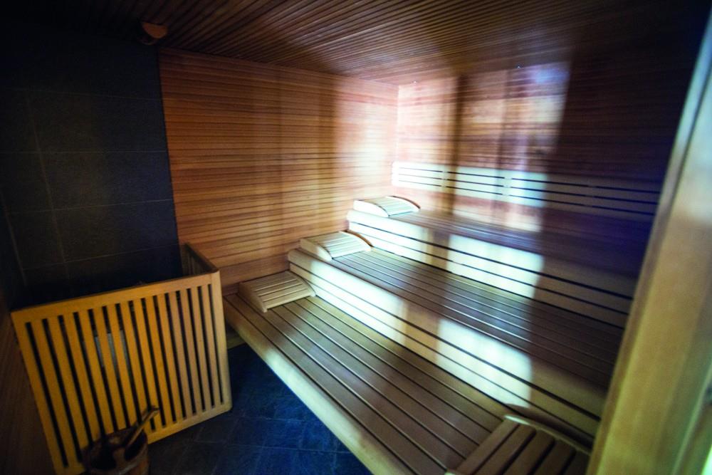6denní zájezd (denní přejezd) s dopravou, polopenzí a skipasem ceně – hotel La Mirandola