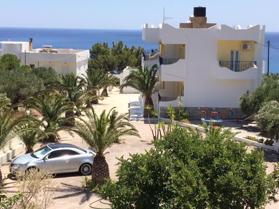 Elena's Beach Garden