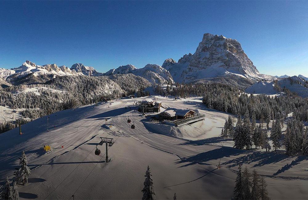 5denní zájezd s dopravou, polopenzí a skipasem v ceně – hotel Alle Alpi