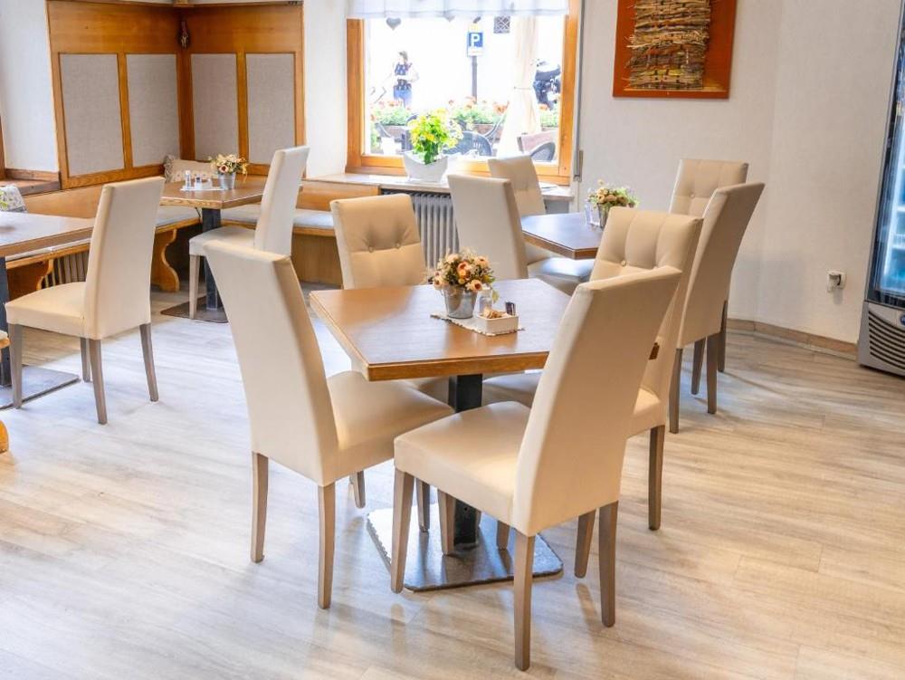 5denní zájezd s dopravou, polopenzí a skipasem v ceně – hotel Alle Alpi