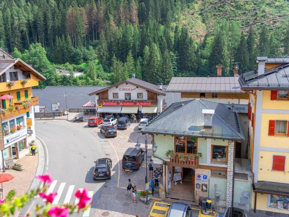 5denní zájezd s dopravou, polopenzí a skipasem v ceně – hotel Alle Alpi