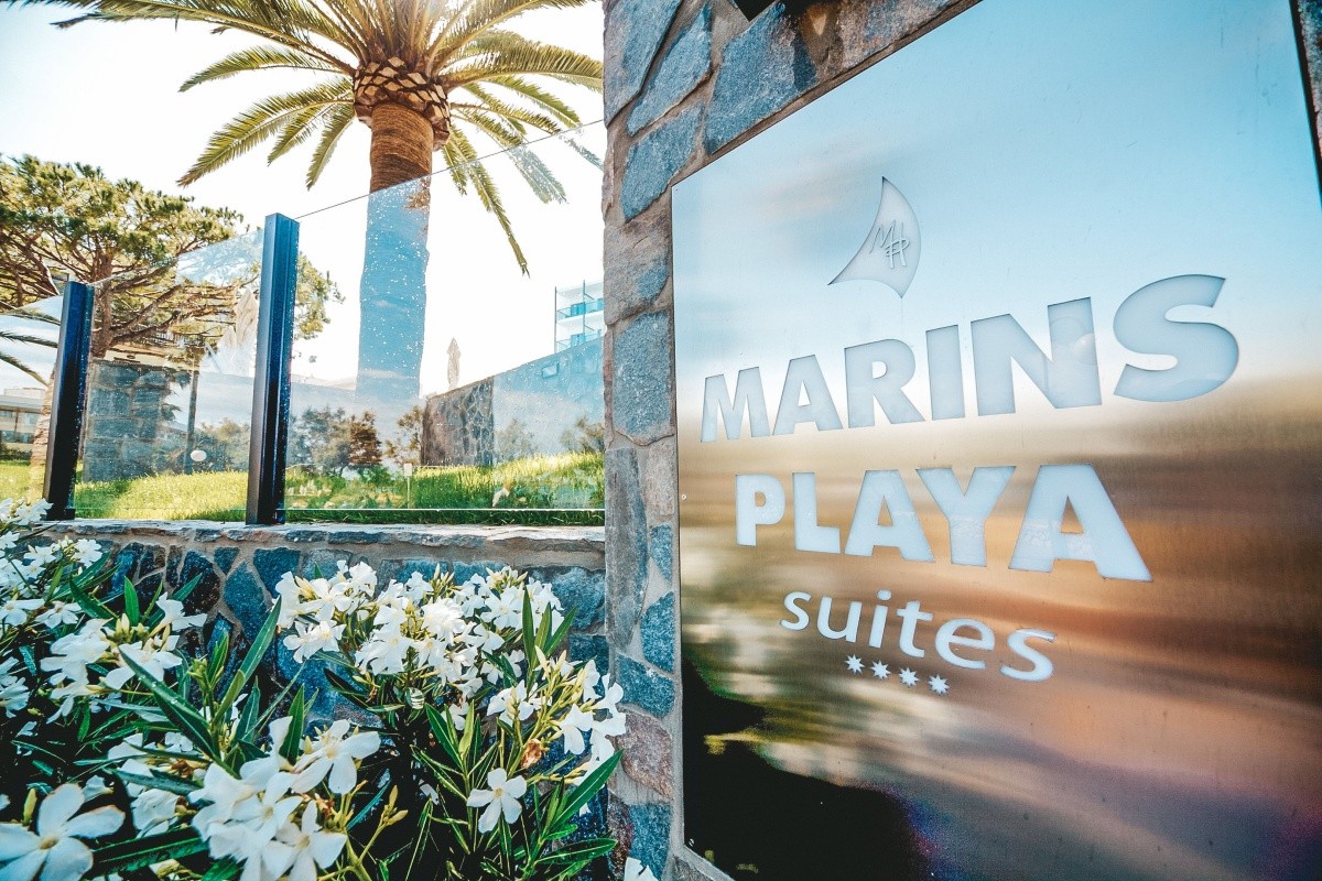 Marins Suites Hotel