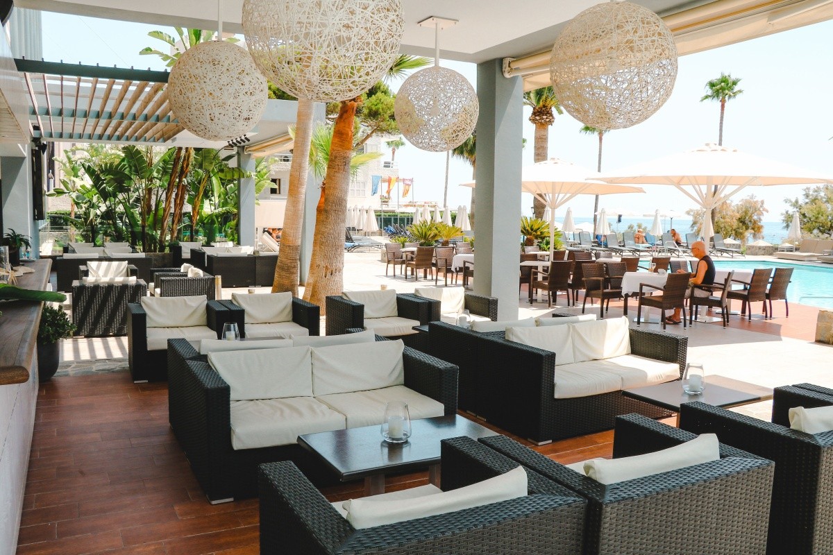 Marins Suites Hotel