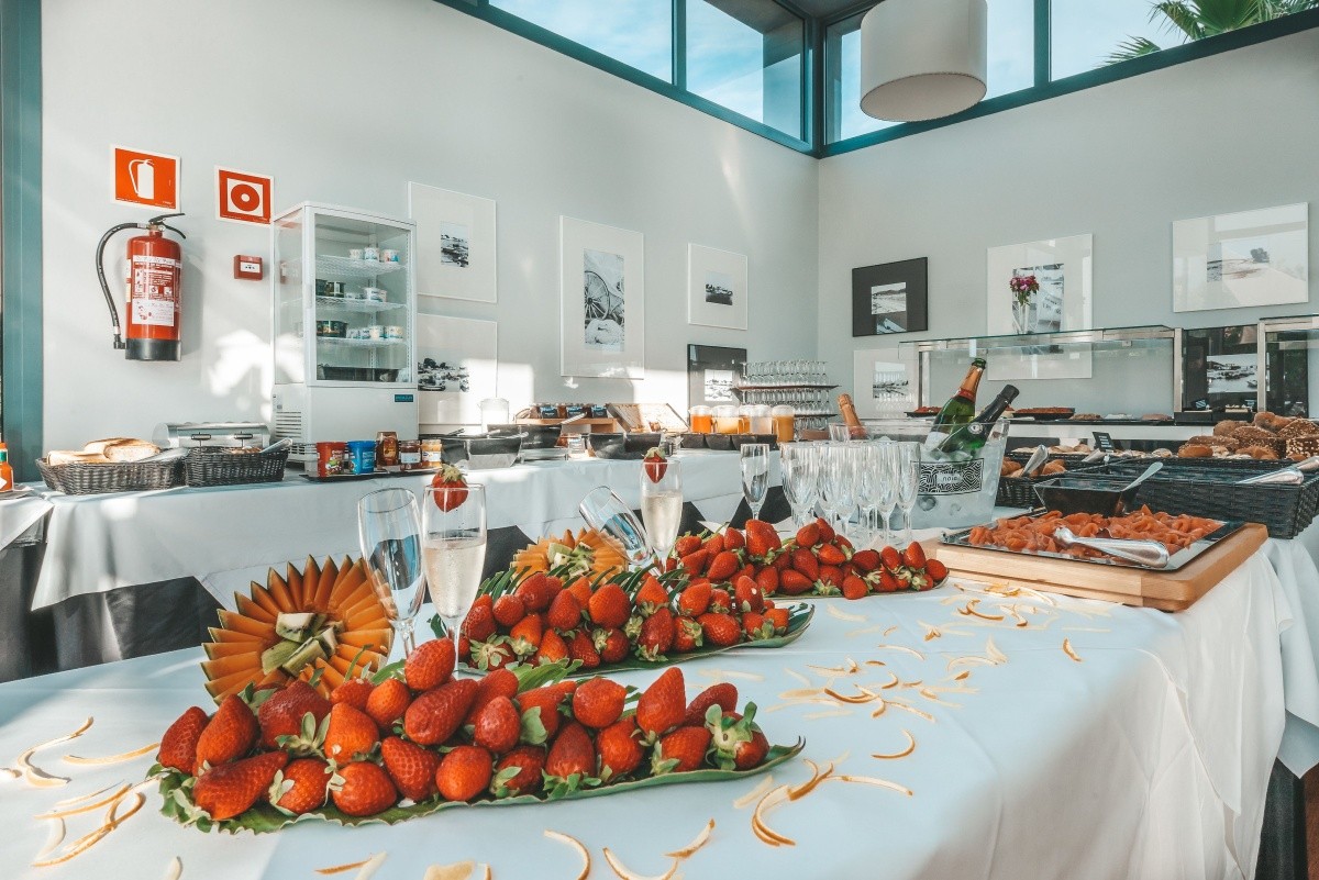 Marins Suites Hotel