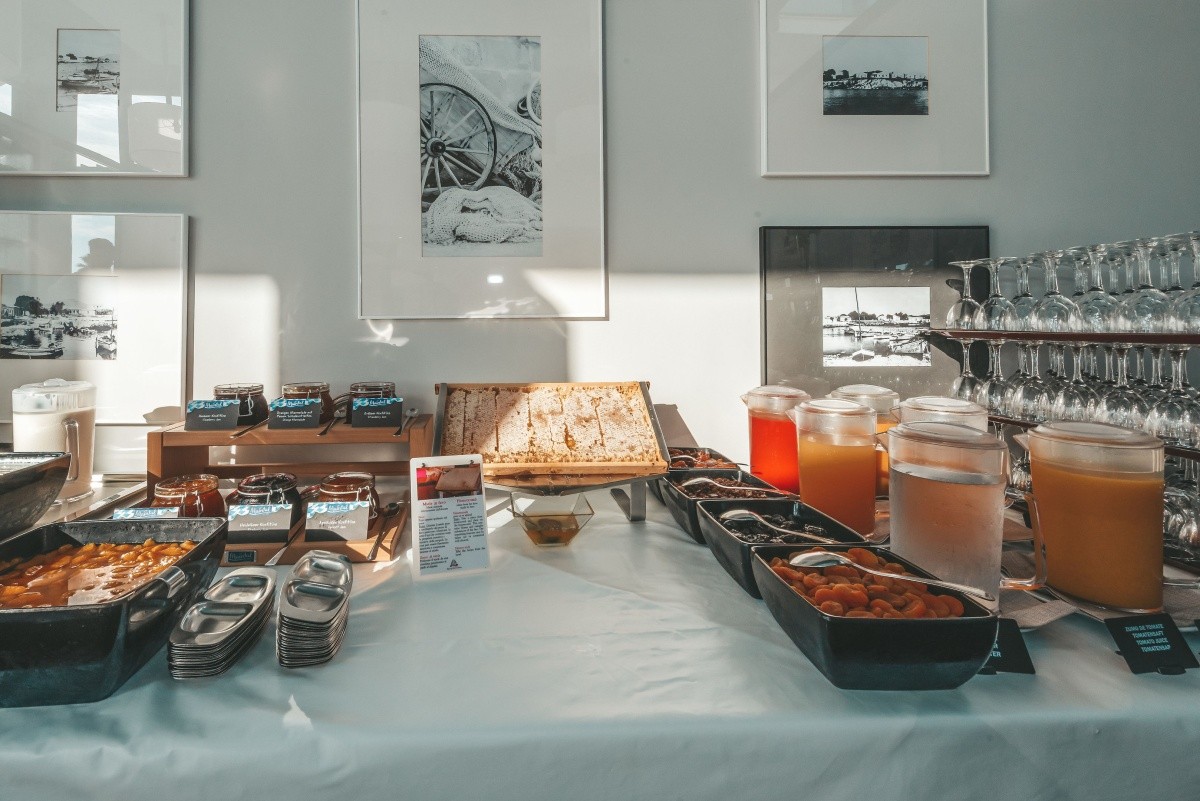 Marins Suites Hotel