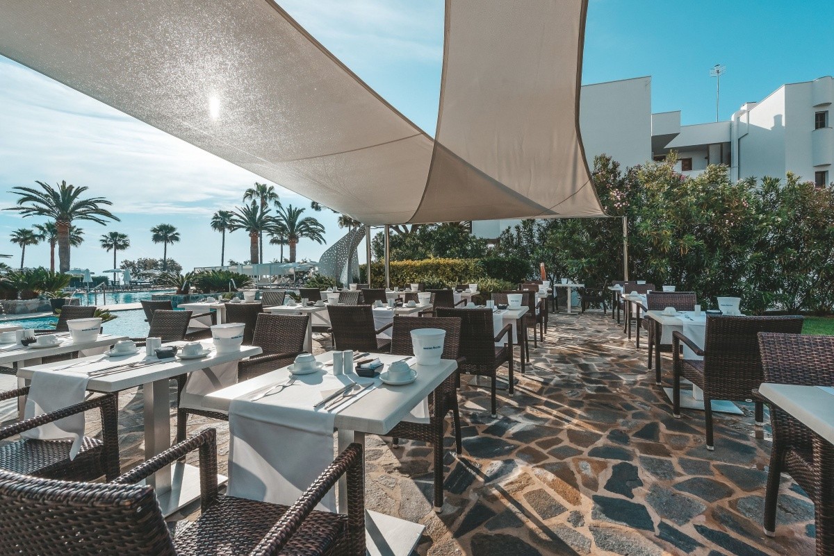 Marins Suites Hotel
