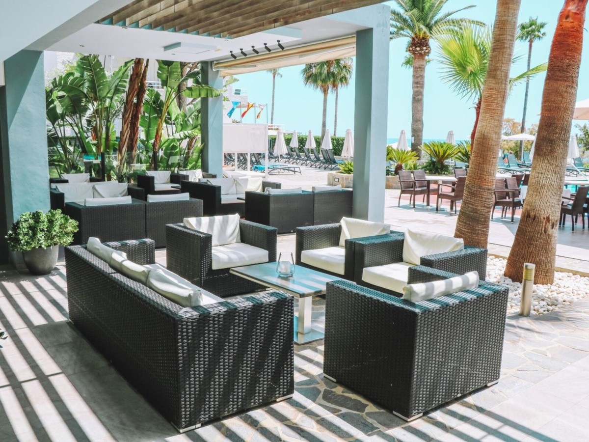 Marins Suites Hotel