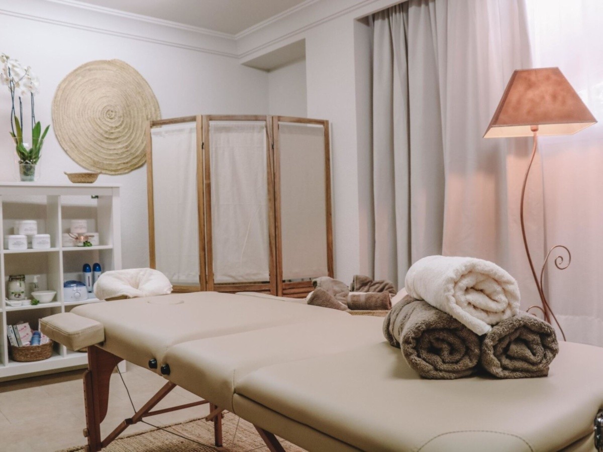 Marins Suites Hotel