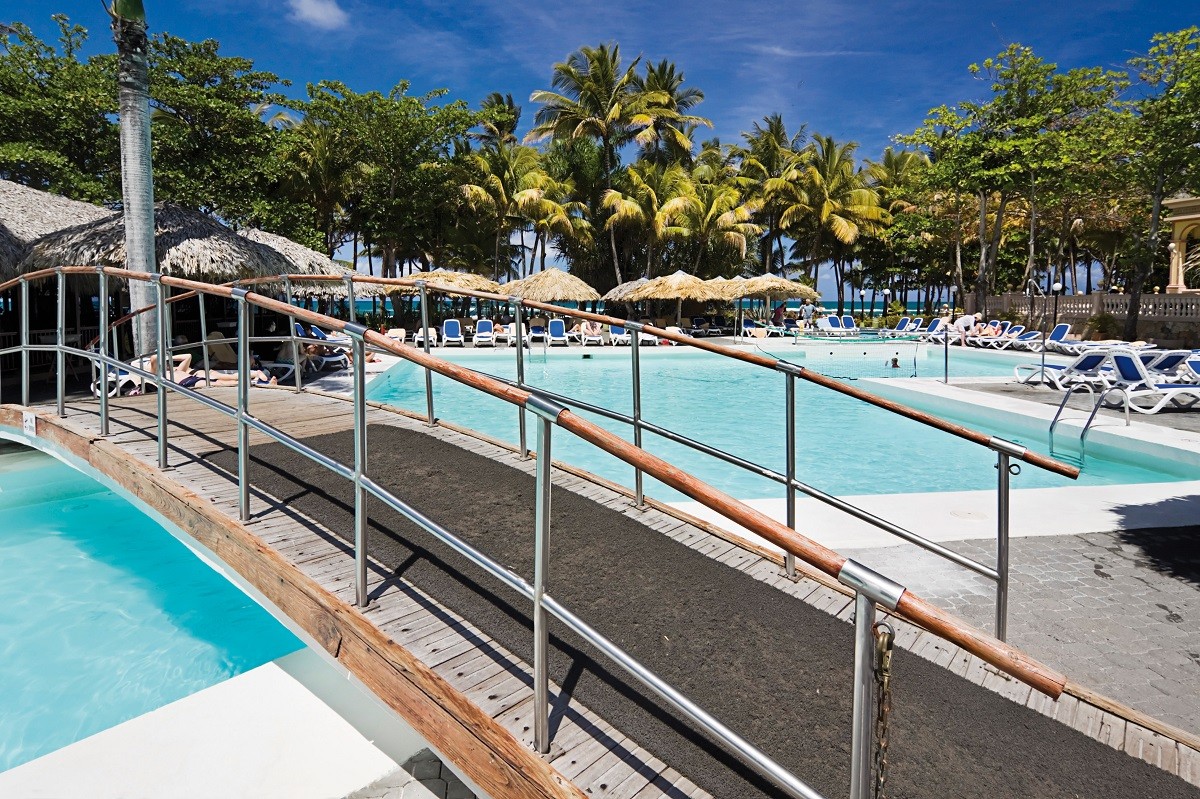 Playabachata Spa Resort