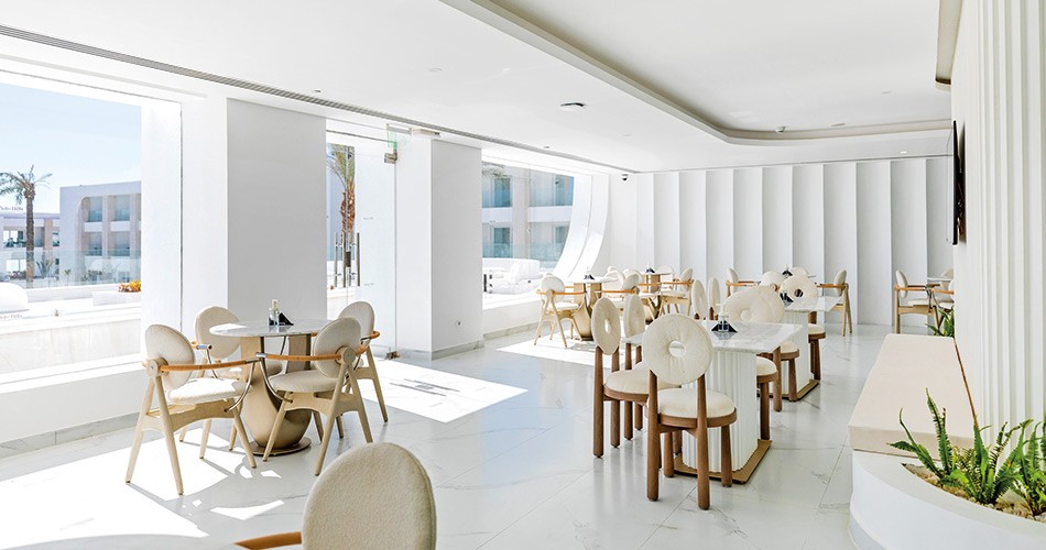Posh Club By Sunrise White Hills Resort