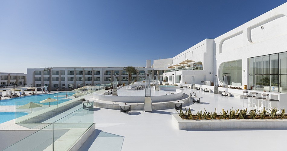 Posh Club By Sunrise White Hills Resort