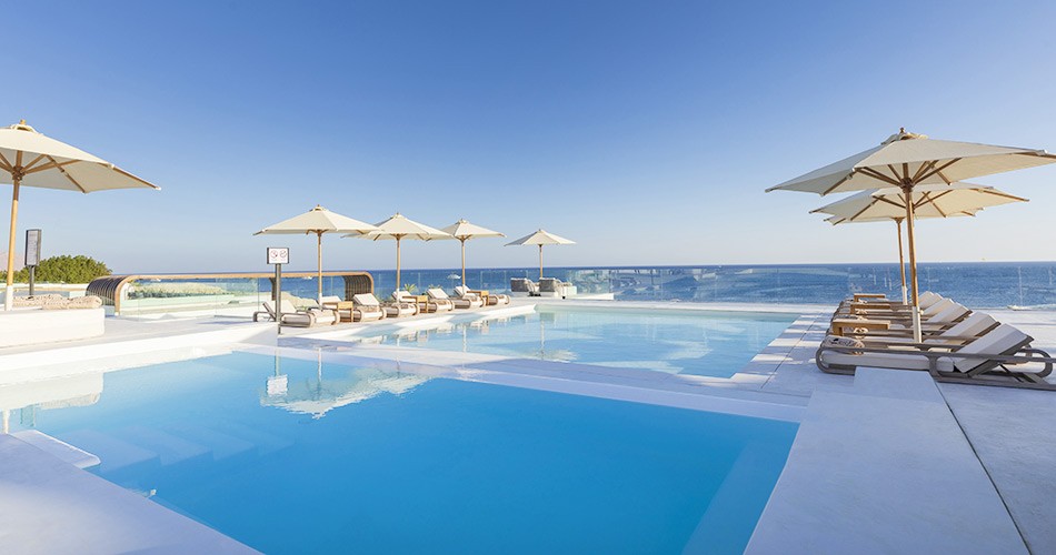 Posh Club By Sunrise White Hills Resort