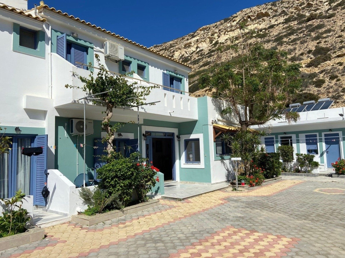 Coral (Heraklion)
