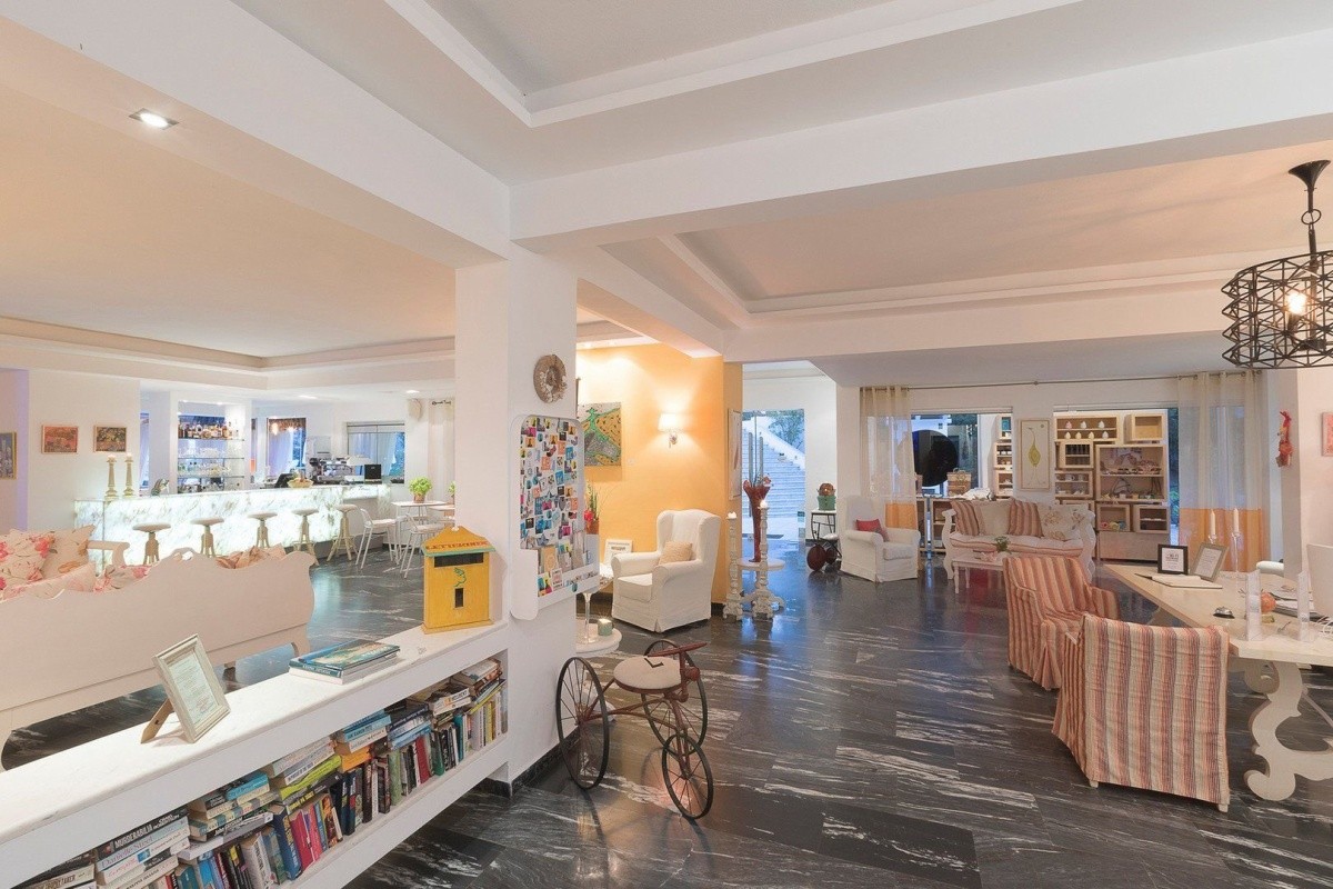 Mandraki Village Boutique