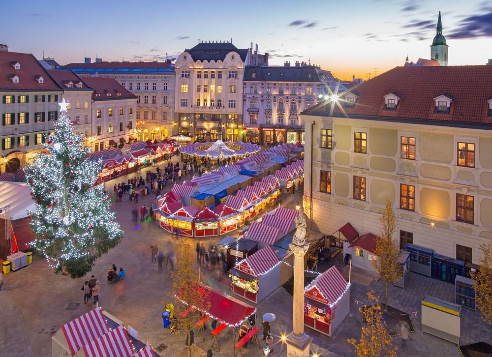 Vánoční Bratislava a zámek Schloss Hof