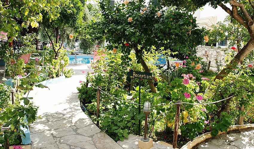 Kastro Hotel