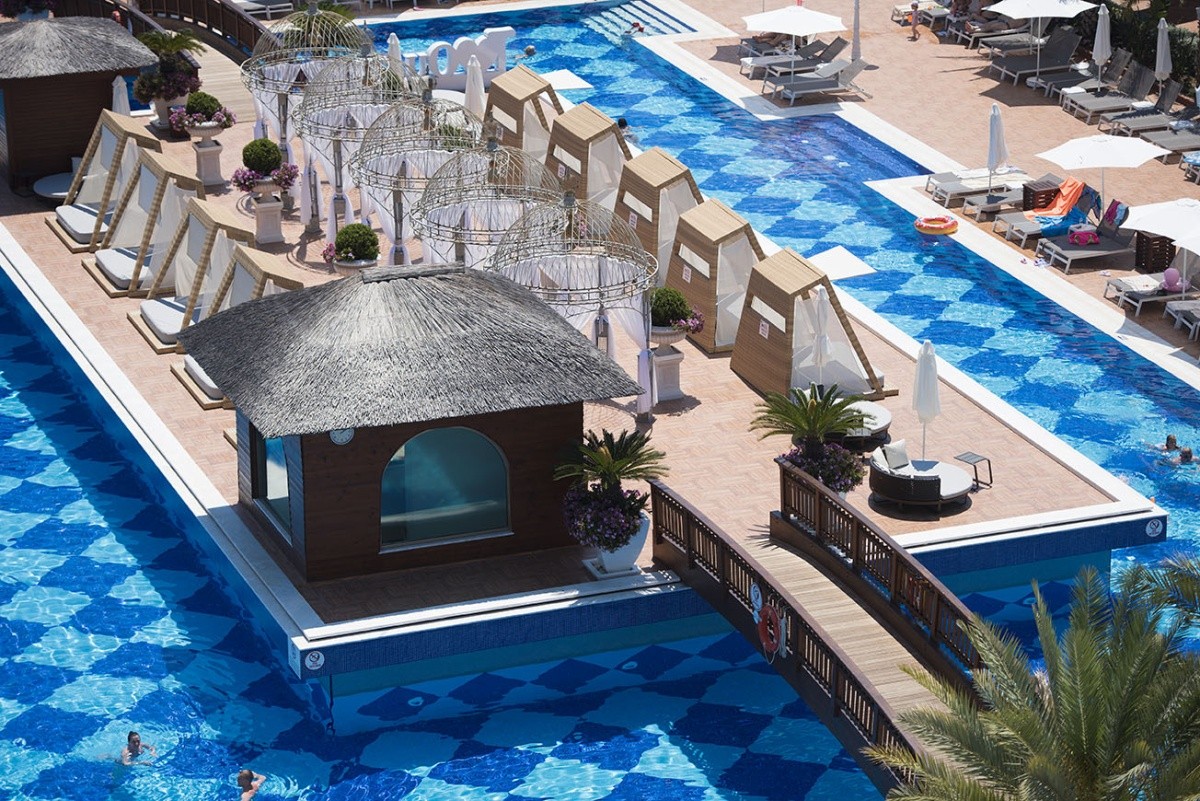 Quattro Beach Spa & Resort