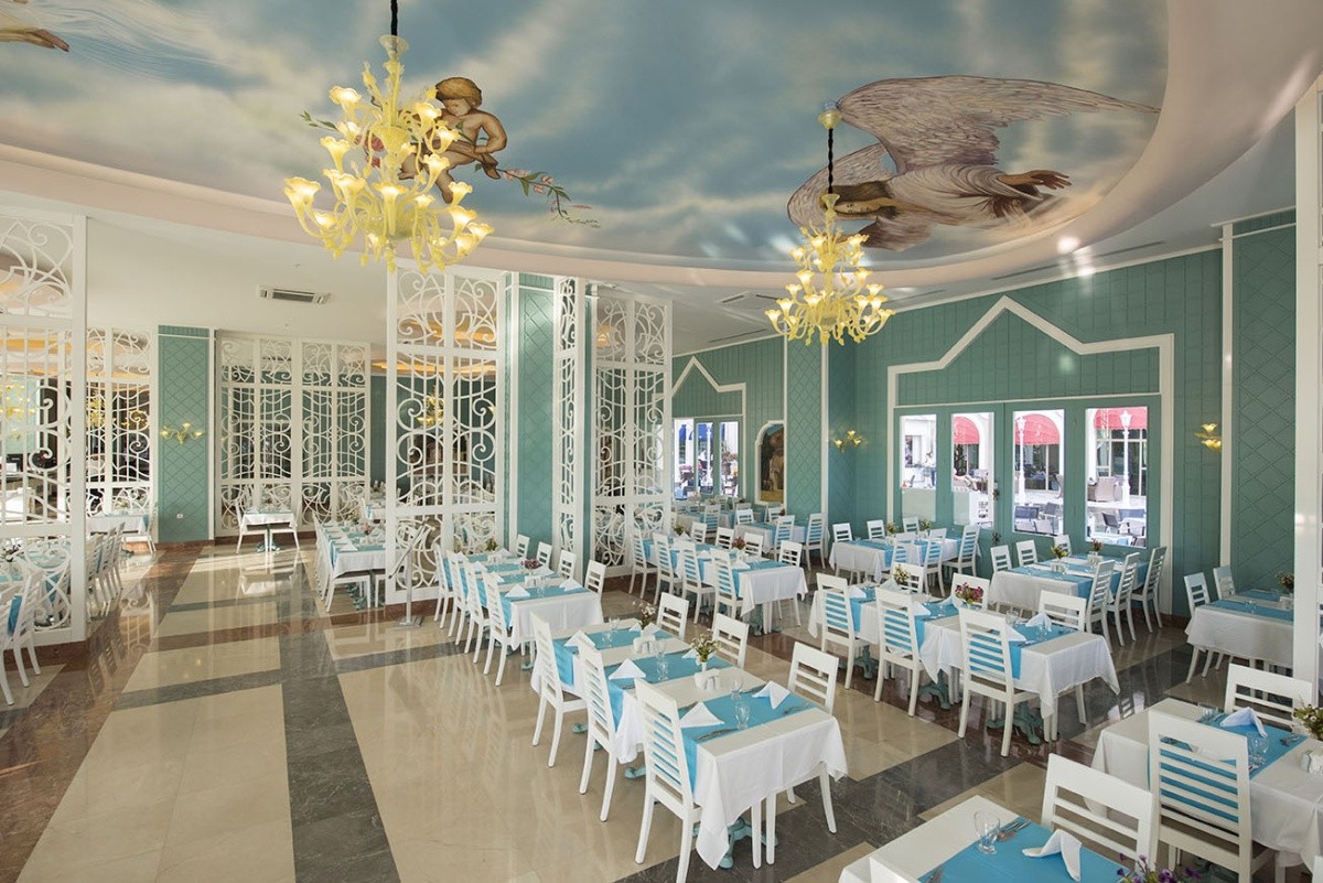 Quattro Beach Spa & Resort