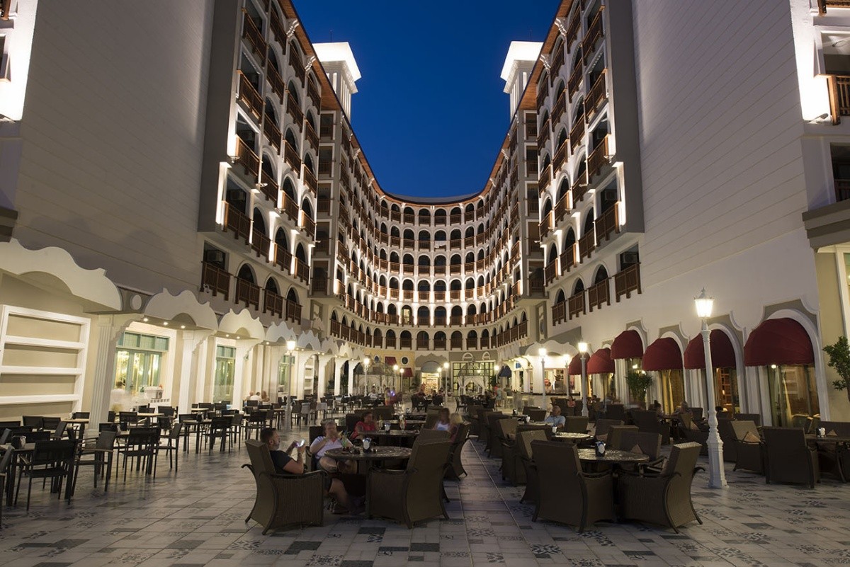 Quattro Beach Spa & Resort