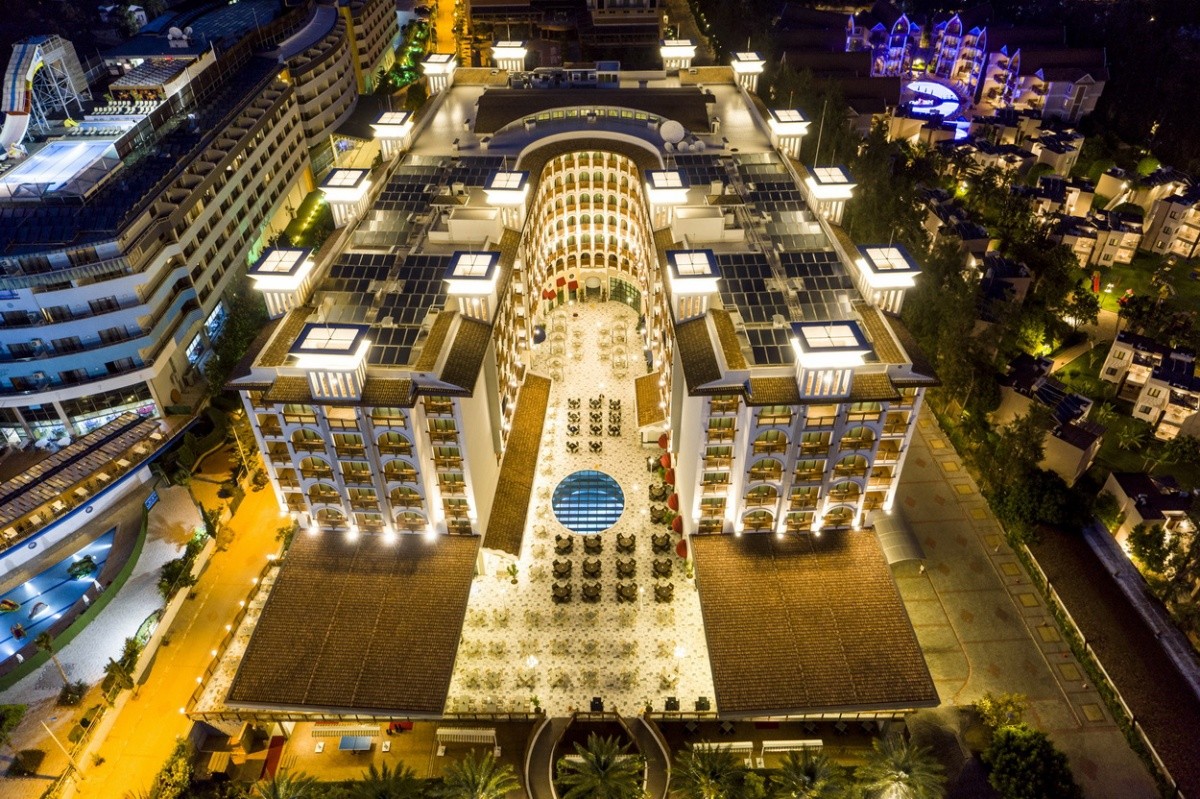 Quattro Beach Spa & Resort