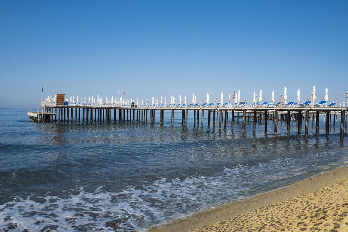 Quattro Beach Spa & Resort