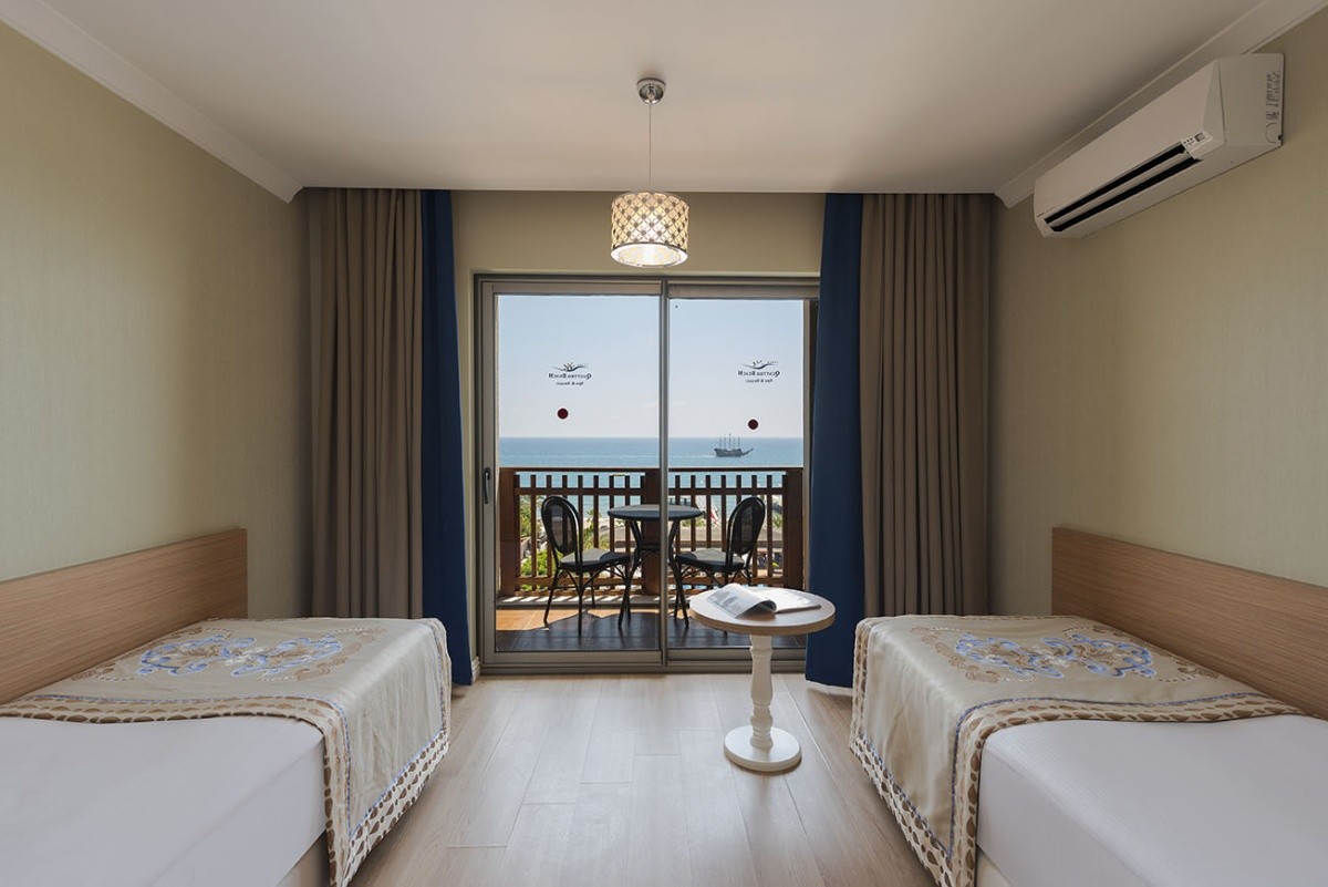 Quattro Beach Spa & Resort
