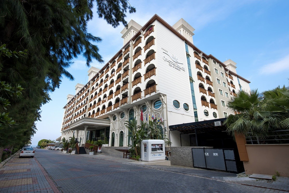 Quattro Beach Spa & Resort