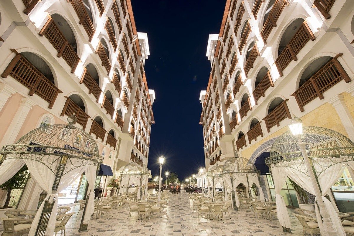 Quattro Beach Spa & Resort