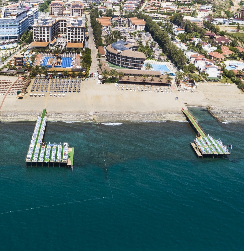 Quattro Beach Spa & Resort